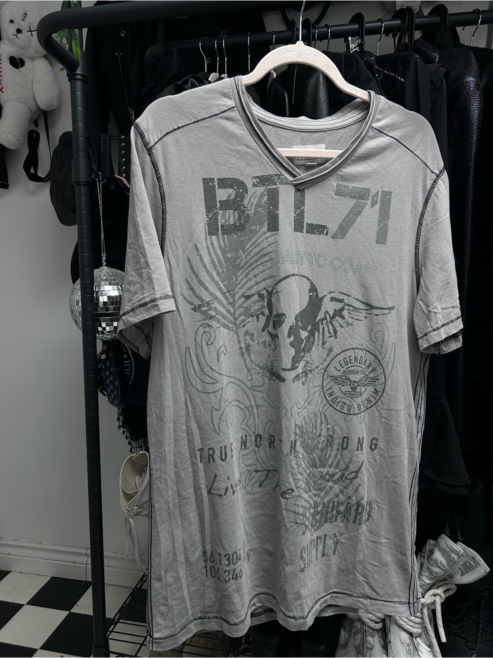 y2k skull design men’s t-shirt